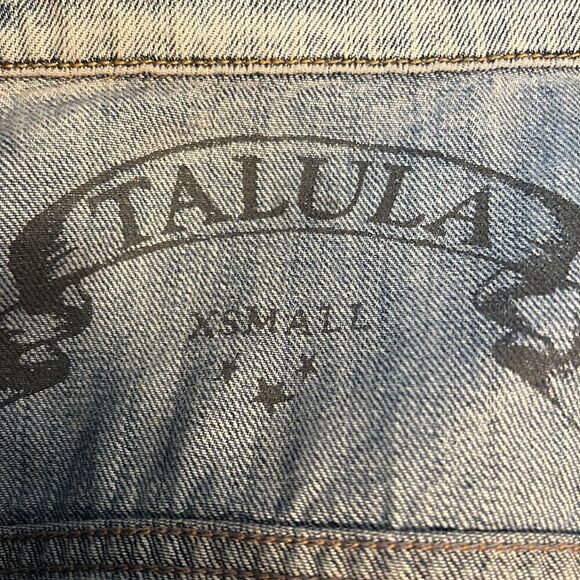 Talula Light Wash Jean Jacket Size X-Small - Picture 10 of 12